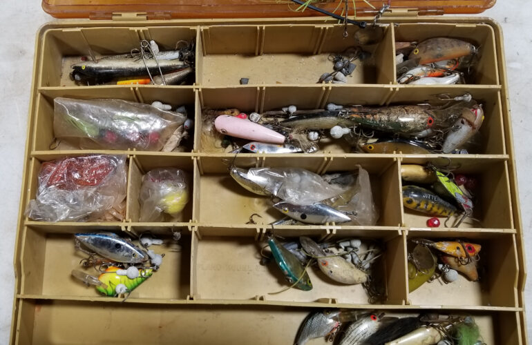VINTAGE TACKLE BOX AND MIS FISHING ITEMS - McLaughlin Auctioneers, LLC